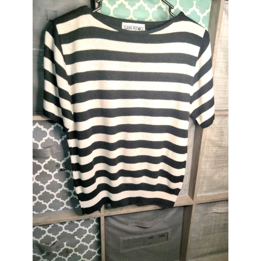 San Remo ~Black & Cream Striped Knit Top~ Size Medium